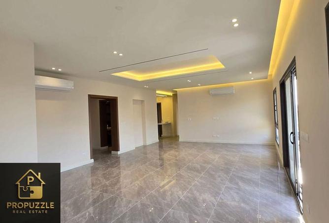 8122341 - Property Image 2