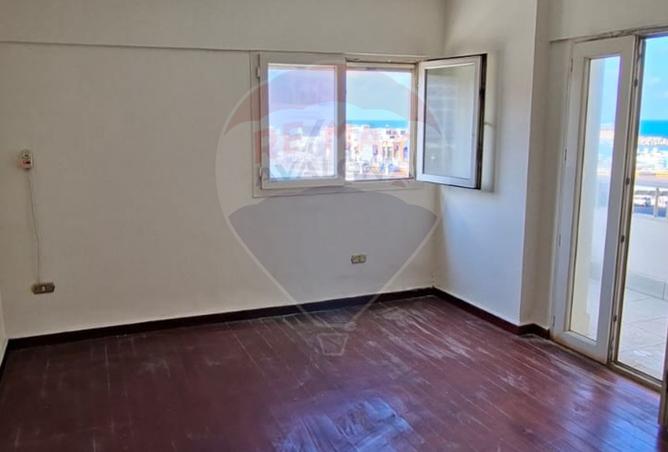 8258439 - صورة العقار 3