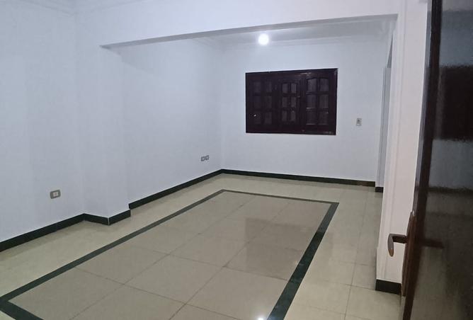 8218501 - Property Image 3