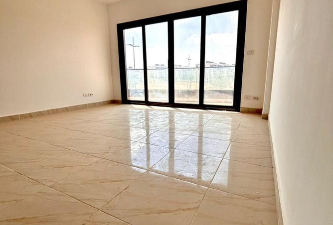 8098942 - Property Image 2