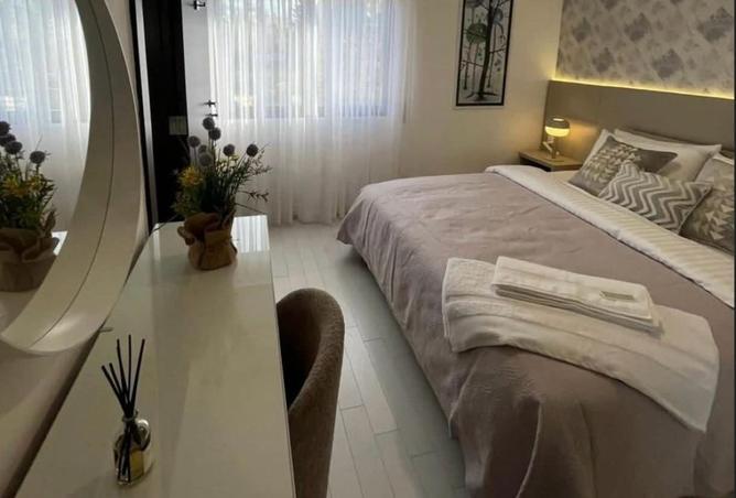 7909932 - Property Image 2