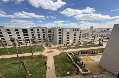 Duplex - 4 Bedrooms - 5 Bathrooms for sale in Village West - Sheikh Zayed Compounds - Sheikh Zayed City - Giza