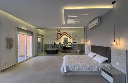 فيلا - 5 غرف نوم - 5 حمامات للبيع في سي شيل - سيدي عبد الرحمن - الساحل الشمالي