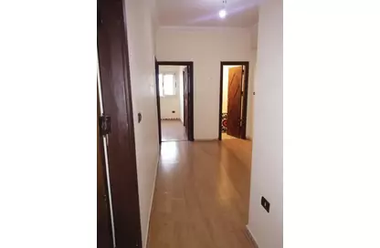 Apartment - 3 Bedrooms - 2 Bathrooms for rent in Ganoob El Acadimia - New Cairo City - Cairo