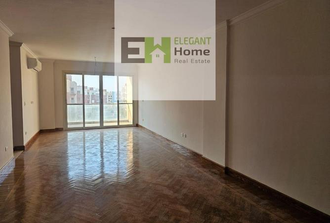 8219668 - Property Image 2