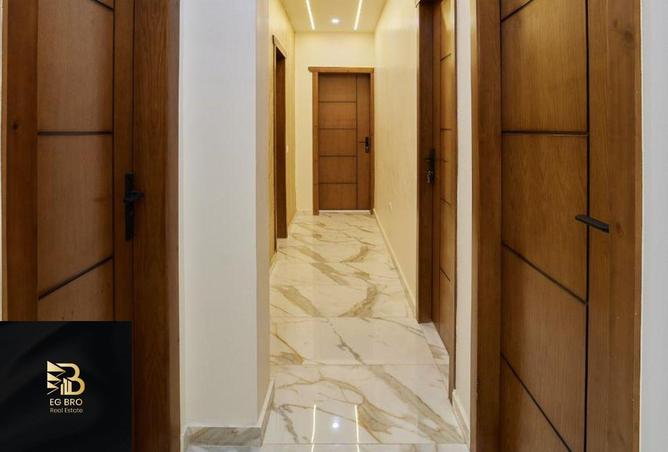 8183983 - Property Image 3