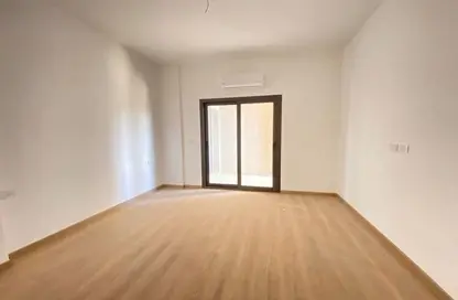 Apartment - 2 Bedrooms - 2 Bathrooms for sale in Moon Residences - Fifth Square - The 5th Settlement - New Cairo City - Cairo