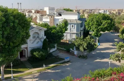 Townhouse - 3 Bedrooms - 3 Bathrooms for sale in Azzar - 5th Settlement Compounds - The 5th Settlement - New Cairo City - Cairo