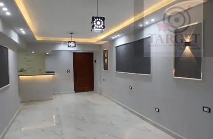 Apartment - 2 Bedrooms - 1 Bathroom for sale in 6 October Compounds - 6 October City - Giza