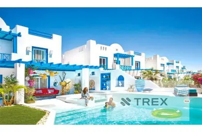 Chalet - 3 Bedrooms - 2 Bathrooms for sale in Mountain View - Ras Al Hekma - North Coast