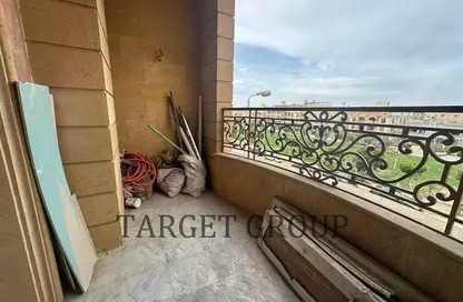 Apartment - 3 Bedrooms - 3 Bathrooms for sale in Al Narges 4 - Al Narges - New Cairo City - Cairo