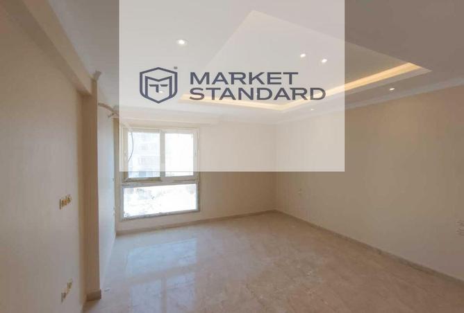 8052383 - Property Image 3