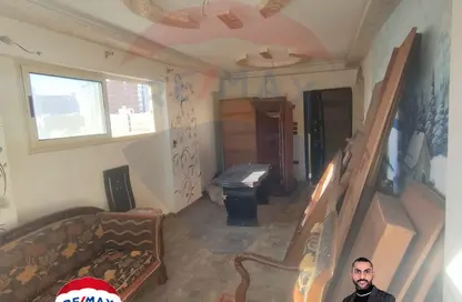 شقة - 3 غرف نوم - 1 حمام للبيع في زيزينيا - حي شرق - الاسكندرية