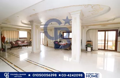 Apartment - 4 Bedrooms - 3 Bathrooms for sale in Al Geish Road - Glim - Hay Sharq - Alexandria