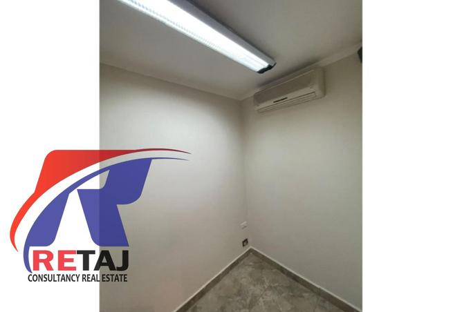 8023011 - Property Image 3