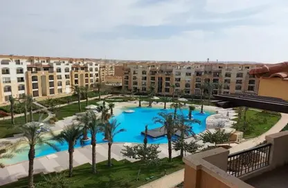 Apartment - 2 Bedrooms - 2 Bathrooms for sale in Stone Residence - 5th Settlement Compounds - The 5th Settlement - New Cairo City - Cairo