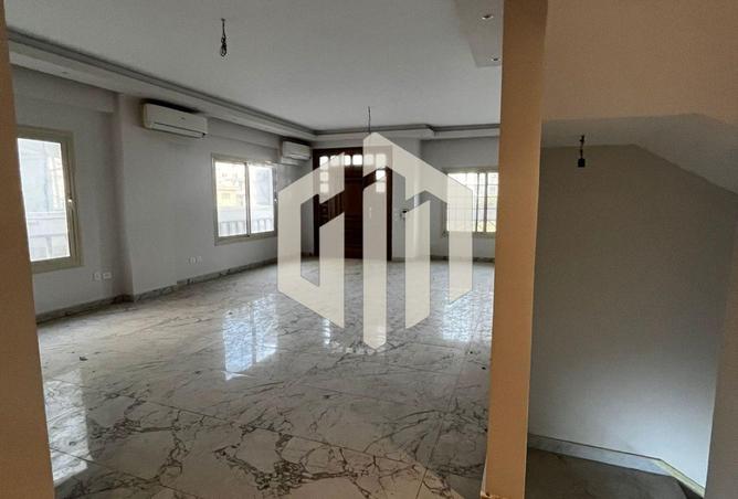 8381984 - Property Image 2