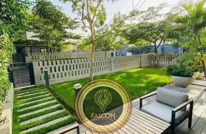 فيلا - 4 غرف نوم - 3 حمامات للبيع في كمبوند البروج - كمبوندات الشروق - مدينة الشروق - القاهرة فيلا - 4 غرف نوم - 3 حمامات للبيع في كمبوند البروج - كمبوندات الشروق - مدينة الشروق - القاهرة