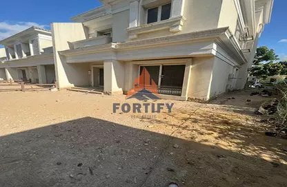 Townhouse - 5 Bedrooms - 4 Bathrooms for sale in Mountain View October Park - 6th District - 6 October City - Giza