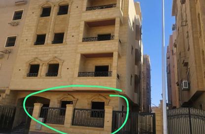 Apartment - 3 Bedrooms - 2 Bathrooms for sale in South Investors Area - New Cairo City - Cairo