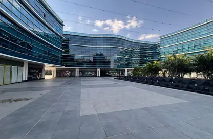 مساحات مكتبية - استوديو - 8 حمامات للايجار في كابيتال بيزنس بارك - محور 26 يوليو - الشيخ زايد - الجيزة