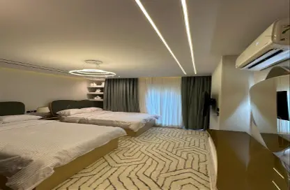 Apartment - 3 Bedrooms - 3 Bathrooms for sale in Isola Sheraton - El Saaqah St. - Sheraton Al Matar - El Nozha - Cairo