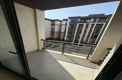 Apartment - 3 Bedrooms - 3 Bathrooms for sale in Privado - Madinaty - Cairo