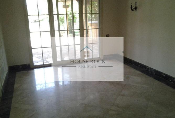 8318989 - Property Image 3