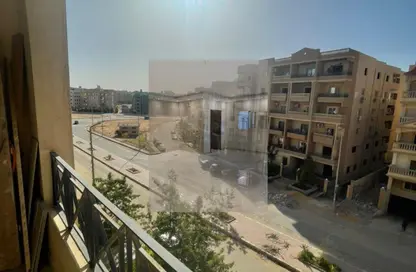 Apartment - 3 Bedrooms - 3 Bathrooms for sale in North Lotus - El Lotus - New Cairo City - Cairo