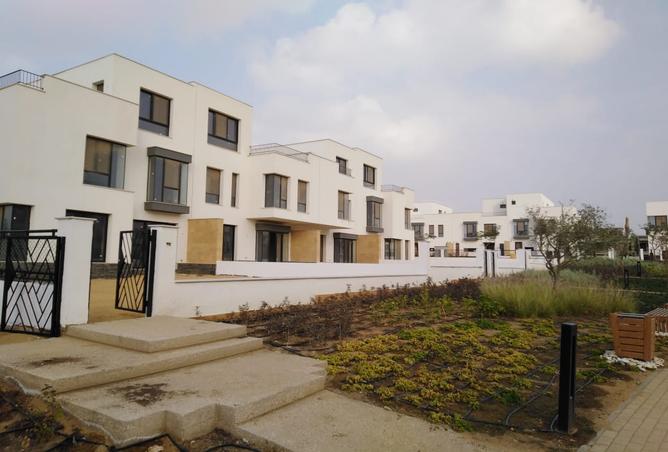 8273256 - Property Image 2