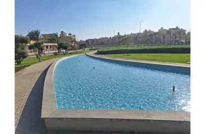 Hotel Apartment - 1 Bedroom - 1 Bathroom for sale in Fifth Square - The 5th Settlement - New Cairo City - Cairo