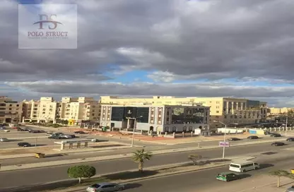 Whole Building - Studio for sale in Central Axis St. - 5th District - 6 October City - Giza