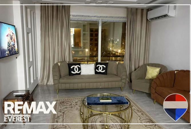 8313881 - Property Image 2