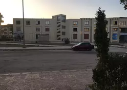 شقة - 3 غرف نوم - 2 حمامات للبيع في الحي الثامن - مدينة العبور - القليوبية
