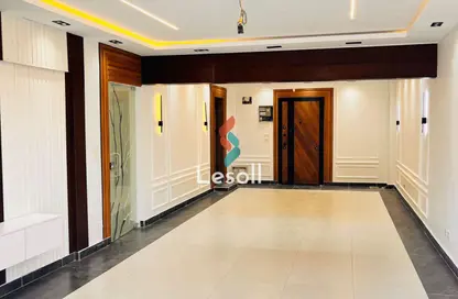 شقة - 3 غرف نوم - 3 حمامات للبيع في شارع جامعة الدول العربية - المهندسين - الجيزة