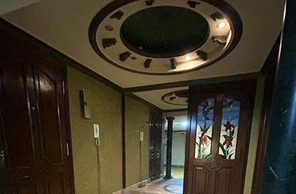 Apartment - 3 Bedrooms - 2 Bathrooms for sale in Abdallah Ibn Al Taher St. - 6th Zone - Nasr City - Cairo