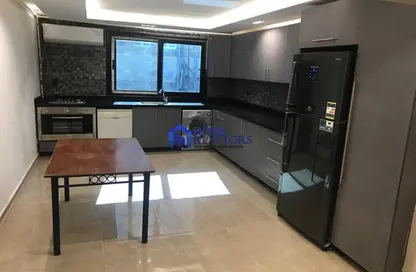 شقة - 2 غرف نوم - 2 حمامات للايجار في ميدان فكتوريا - دجلة - حي المعادي - القاهرة