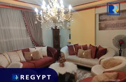 Apartment - 3 Bedrooms - 2 Bathrooms for sale in Sarayat Al Maadi - Hay El Maadi - Cairo