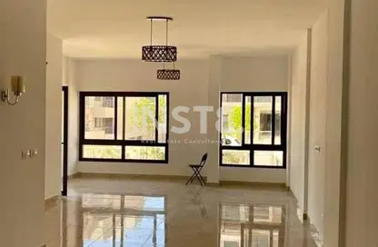 شقة - 3 غرف نوم - 2 حمامات للايجار في مون ريزيدنس - فيفث سكوير - التجمع الخامس - مدينة القاهرة الجديدة - القاهرة
