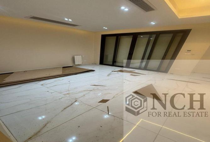 8303592 - Property Image 2