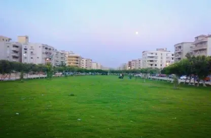 محل تجاري - استوديو - 1 حمام للبيع في البوابة الاولي - خوفو - حدائق الاهرام - الجيزة