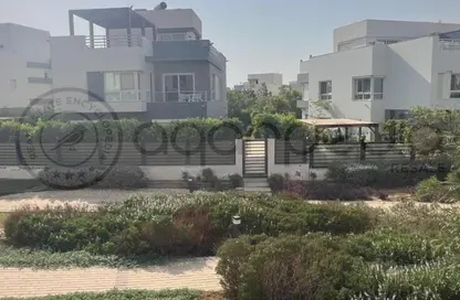 Villa - 4 Bedrooms - 4 Bathrooms for sale in The Residences - Hyde Park - New Cairo City - Cairo
