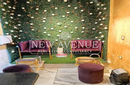 Retail - Studio - 1 Bathroom for sale in Dr Hassan Al Sherif St. - 8th Zone - Nasr City - Cairo