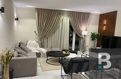 Apartment - 2 Bedrooms - 2 Bathrooms for sale in October Plaza - 6 October Compounds - 6 October City - Giza