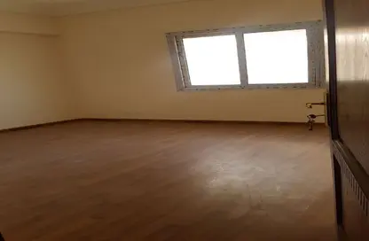 Apartment - 2 Bedrooms - 2 Bathrooms for rent in Beverly Hills Road - 17th District - Sheikh Zayed City - Giza