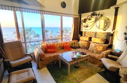 Apartment - 1 Bedroom - 1 Bathroom for sale in Corniche Al Maamoura - Al Maamoura - Hay Than El Montazah - Alexandria