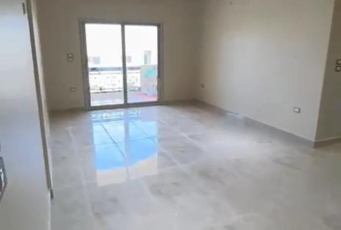 8153893 - Property Image 2