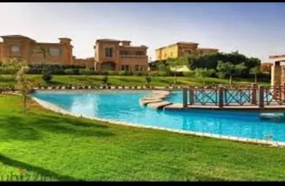 Villa - 4 Bedrooms - 4 Bathrooms for rent in Royal Meadows - Sheikh Zayed Compounds - Sheikh Zayed City - Giza