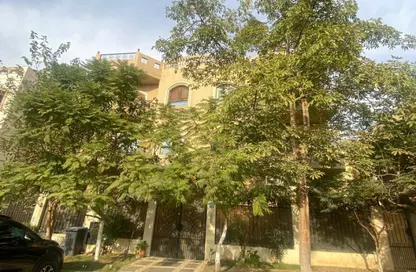 Apartment - 3 Bedrooms - 2 Bathrooms for sale in Al Narges - New Cairo City - Cairo