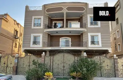 Apartment - 3 Bedrooms - 3 Bathrooms for sale in Street 26 - District 2 - The 5th Settlement - New Cairo City - Cairo